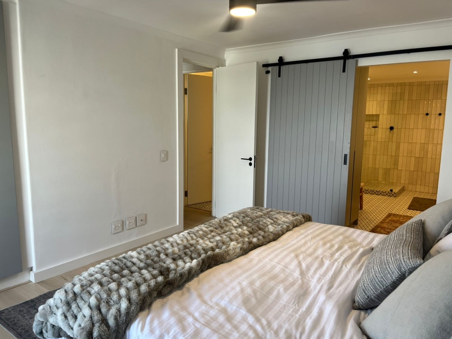 To Let 2 Bedroom Property for Rent in Fresnaye Western Cape